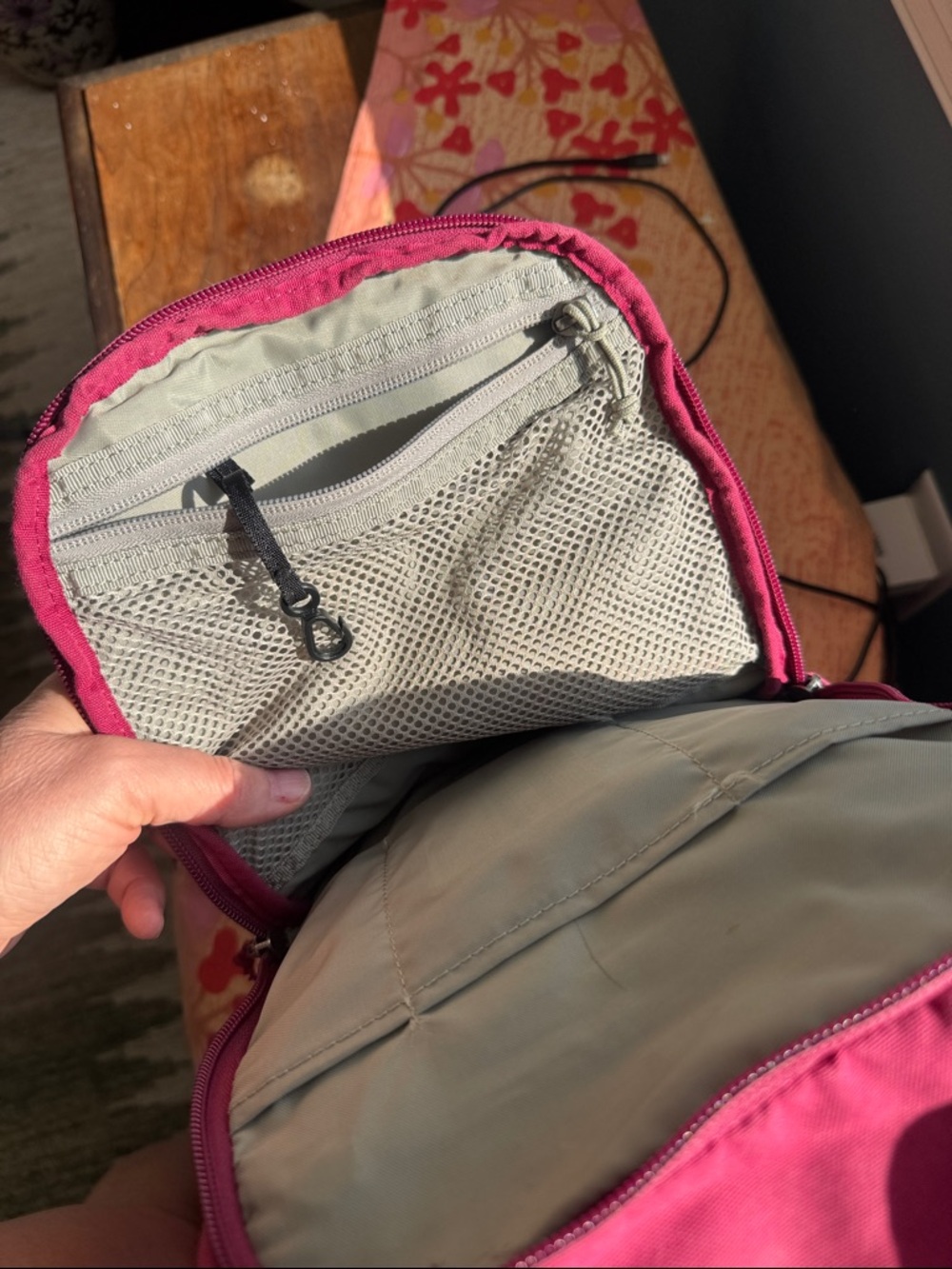 Fjallraven Raven 20 liter plum pink backpack - Picture 11 of 12